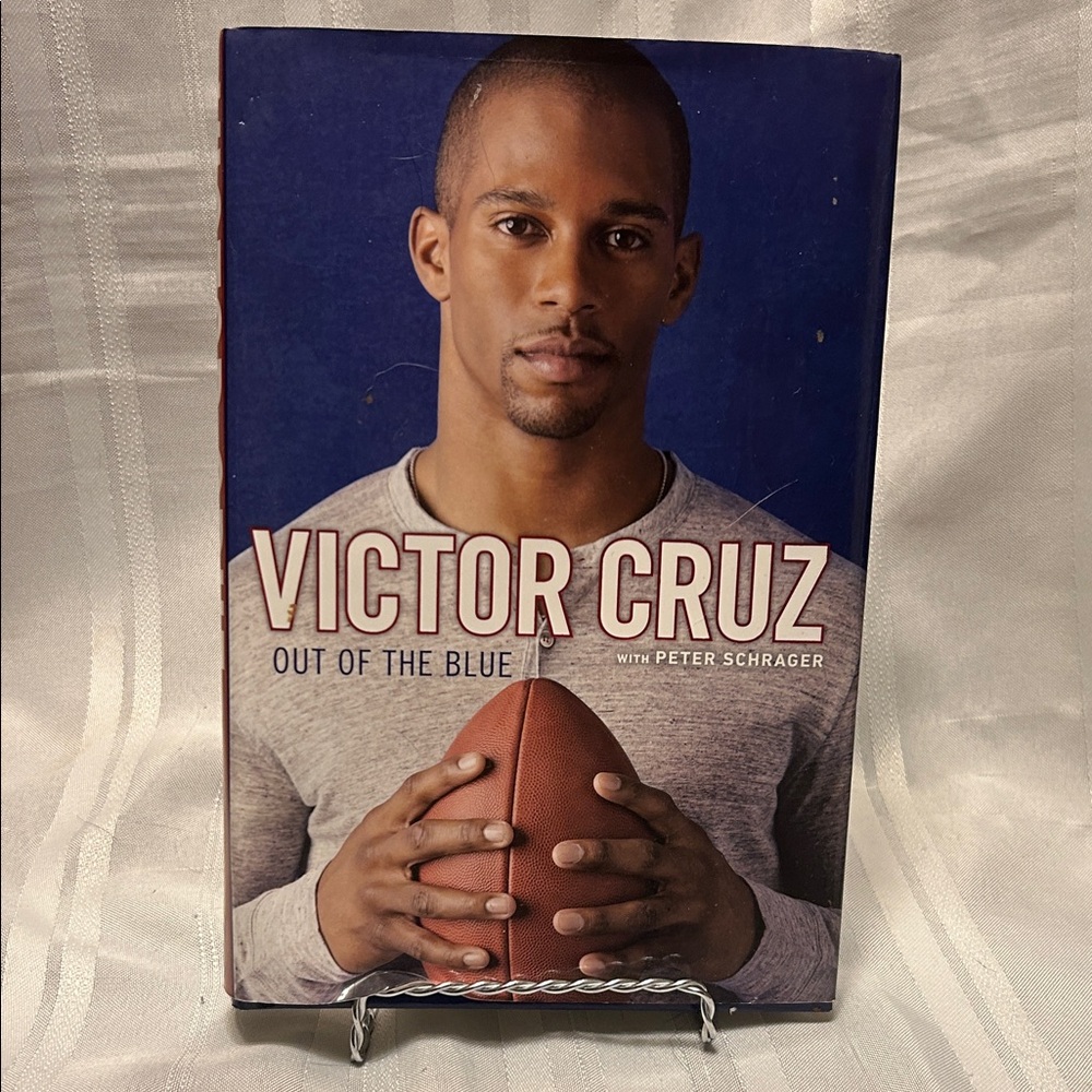 Victor Cruz 'Out of the Blue' Book